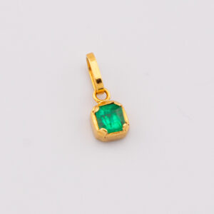 DOE3946 - DIJE EN ORO CON ESMERALDA - REF436205 - G 0.388 - CT 0.35