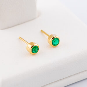 TOE114 - TOPOS DE ESMERALDA REDONDAS EN ORO DE 18K - G 1.372 - CT0.22 - CT 0.22