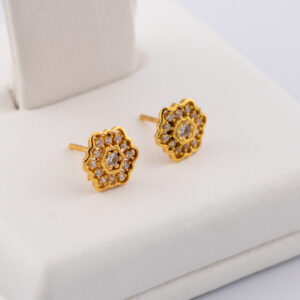 TO333 - TOPOS DE FLOR EN ORO DE 18K - G 2.173