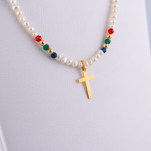 GO896 - GARGANTILLA DE PERLAS Y CRISTAL DE 3MM CON DIJE CRUZ Y BOLITAS EN ORO DE 18K - G 1.000