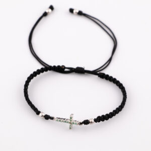 PO426 - PULSERA DE CRUZ DOBLE FAZ EN TEJIDO MACRAME - ORO DE 18K- G 1.000