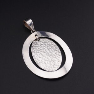 DP5 - DIJE DE PLATA GONG OVALADO MARTILLADO - G 6.141