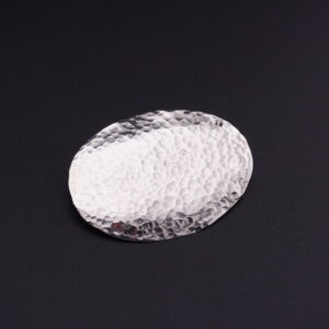 DP4 - DIJE DE PLATA GONG OVALADO MARTILLADO - G 4.912